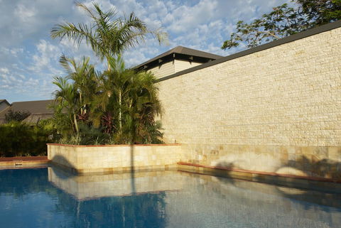 Mantra Frangipani Broome - Accommodation 4U 32