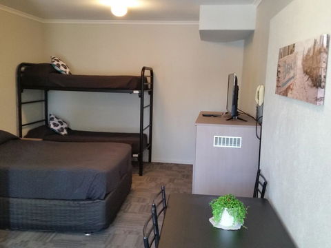 Mandurah Foreshore Motel - Accommodation 4U 12