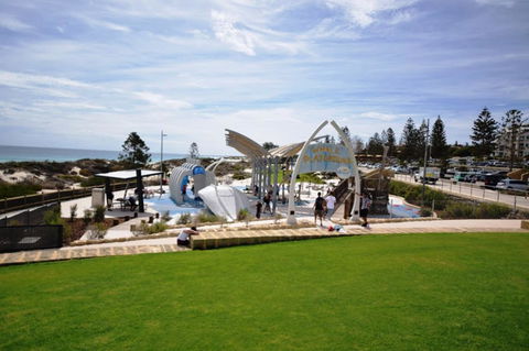West Beach Lagoon 211 â€“ Great Views - Accommodation 4U 31