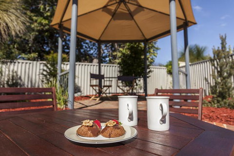 Attadale Excutive Villa - Accommodation 4U 7