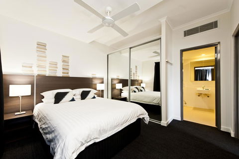 St Catherine\'s On Park - Accommodation 4U 14