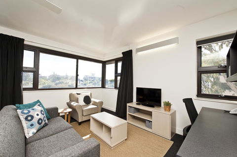 St Catherine\'s On Park - Accommodation 4U 17