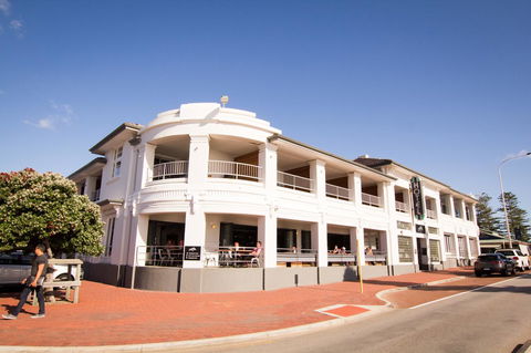 Cottesloe Beach Hotel - Accommodation 4U 0