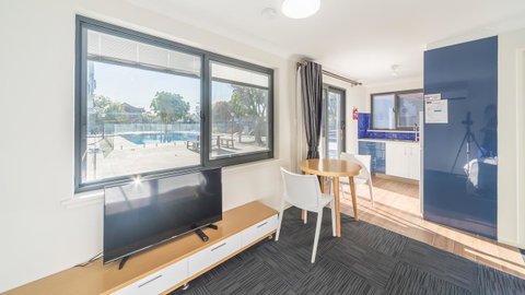 Batavia Apartments - Accommodation 4U 9