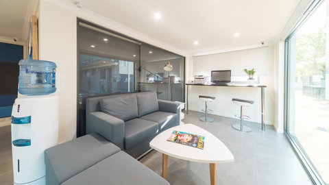 Batavia Apartments - Accommodation 4U 5