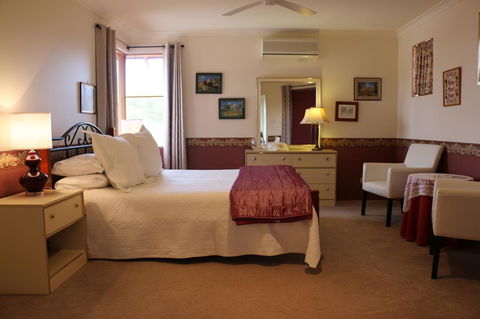 Crossland House - Accommodation 4U 16