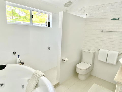 Whitesands Holiday Villas - Accommodation 4U 4