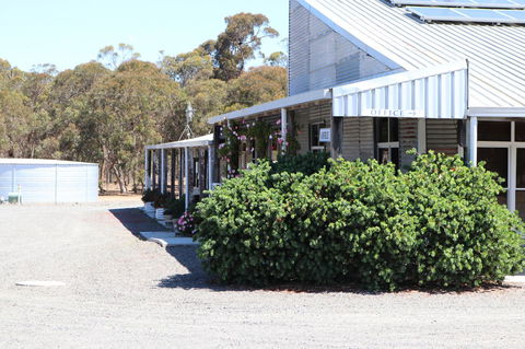 Kendenup Cottages And Lodge - Accommodation 4U 36