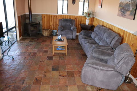 Kendenup Cottages And Lodge - Accommodation 4U 14