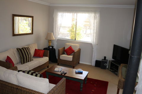 Kendenup Cottages And Lodge - Accommodation 4U 11