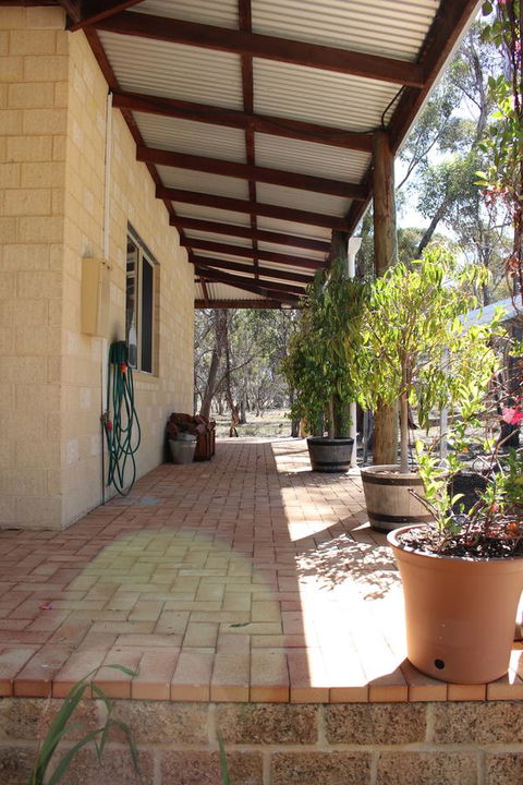 Kendenup Cottages And Lodge - Accommodation 4U 16