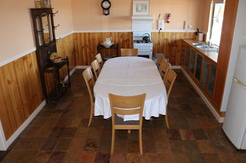 Kendenup Cottages And Lodge - Accommodation 4U 13