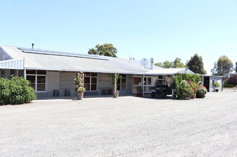 Kendenup Cottages And Lodge - Accommodation 4U 35