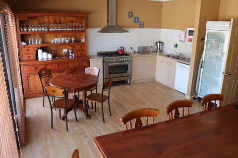 Kendenup Cottages And Lodge - Accommodation 4U 40