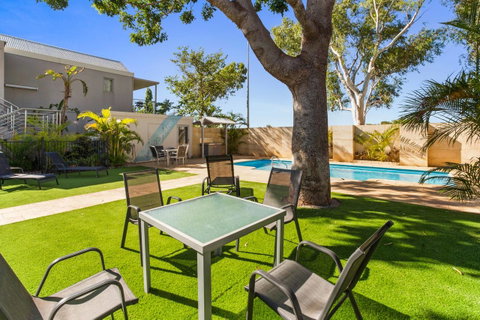 Latitude20 The Dunes - Accommodation 4U 10