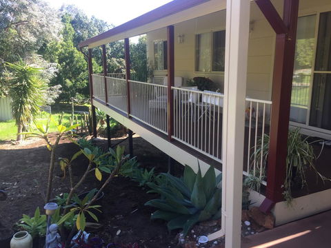 Bright & Beautiful Home On The Hills! - Accommodation 4U 1