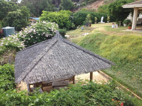 Bright & Beautiful Home On The Hills! - Accommodation 4U 24