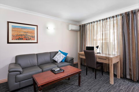 Quest Yelverton Kalgoorlie - Accommodation 4U 9