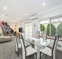Luxury Federation Style Home - Sleeps 10 - Accommodation 4U