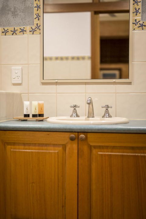 Blue Seas Resort - Accommodation 4U 28