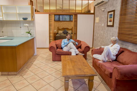 Blue Seas Resort - Accommodation 4U 21