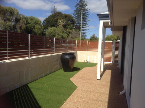 Carpe Diem South - Accommodation 4U 5