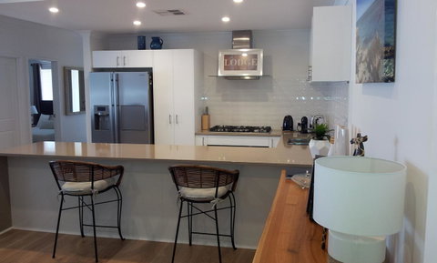 Carpe Diem South - Accommodation 4U 9