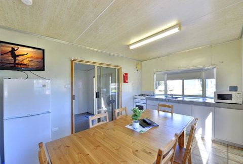 Mandurah Coastal Holiday Park - Accommodation 4U 23