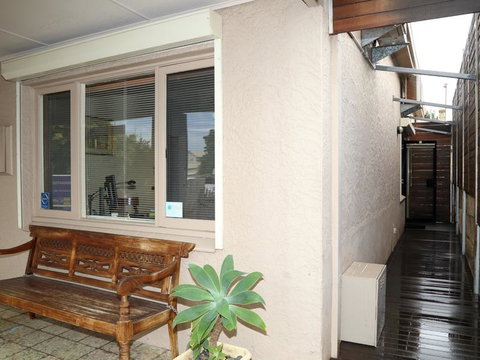 Dawson Accommodation - Accommodation 4U 8