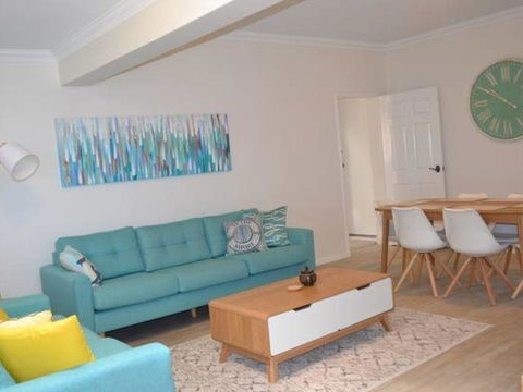 Caravel Beach House Mandurah - Accommodation 4U 25