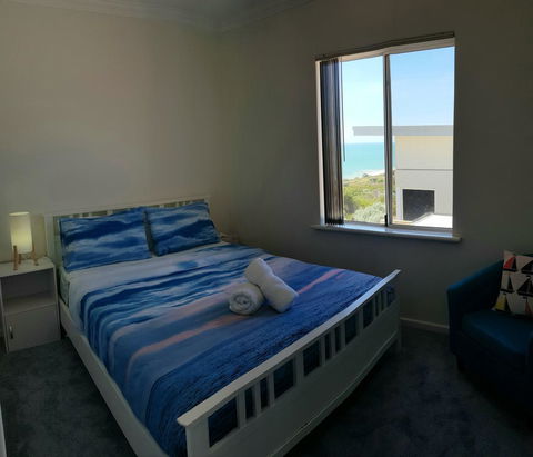 Caravel Beach House Mandurah - Accommodation 4U 9