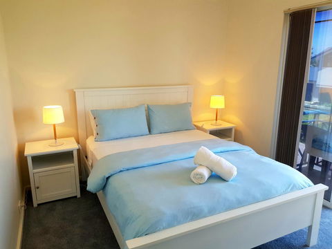 Caravel Beach House Mandurah - Accommodation 4U 15