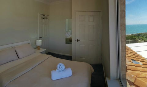 Caravel Beach House Mandurah - Accommodation 4U 4
