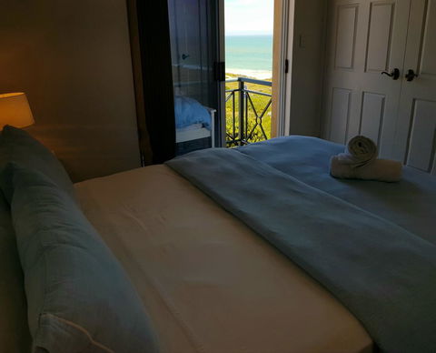 Caravel Beach House Mandurah - Accommodation 4U 14