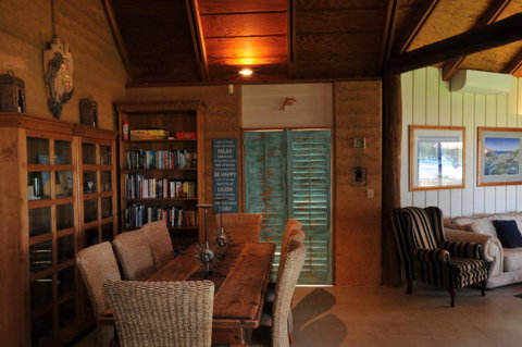 Beach House Dunsborough - Accommodation 4U 14
