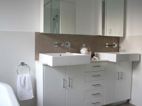 Haven On The Park - Accommodation 4U 37