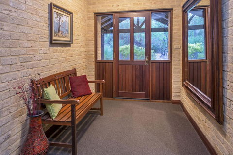 53 Martina Drive - Accommodation 4U 28