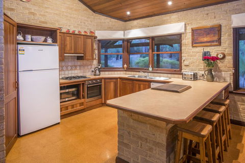 53 Martina Drive - Accommodation 4U 17