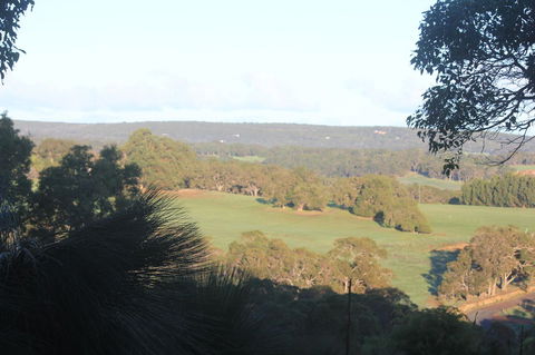 The Farmhouse - Accommodation 4U 13
