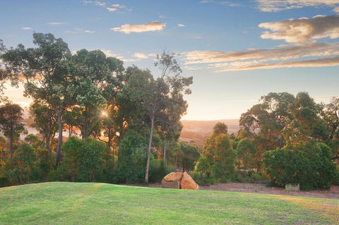 The Farmhouse - Accommodation 4U 3