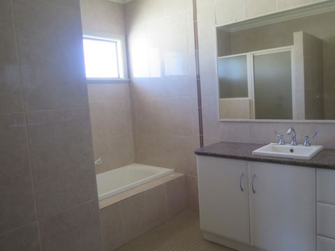 Kalbarri Riverfront Unit - Accommodation 4U 11