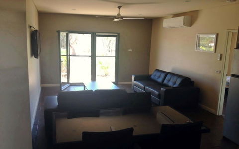 Breezes Apartments - Accommodation 4U 8