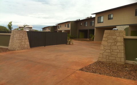Breezes Apartments - Accommodation 4U 6