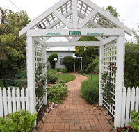 Jacaranda Guest House - Accommodation 4U