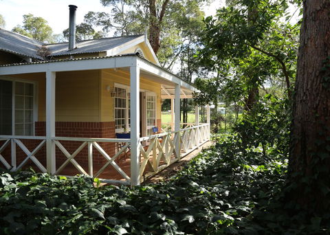 Two Sisters Chalets - Accommodation 4U 27