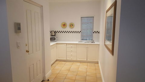 Two Sisters Chalets - Accommodation 4U 3