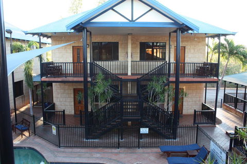 Apartments At Blue Seas Resort - Accommodation 4U 11