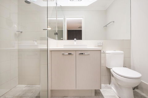 15 Cabot Close - Accommodation 4U 11
