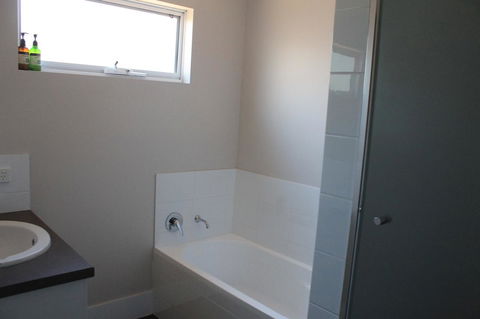 Bluebird Cottage - Accommodation 4U 23