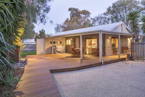 Boardwalk - Accommodation 4U 2